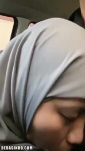 Bokep indo hd Bokep Hijab Selingkuh Binor Jilboobs Sepong Kontol